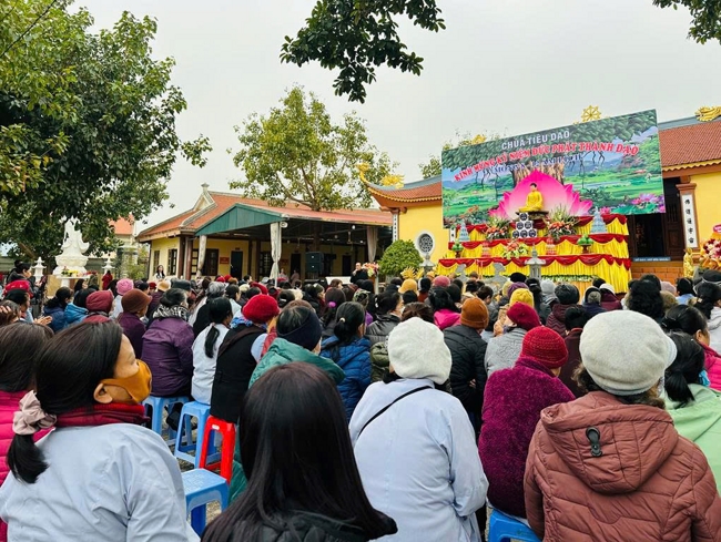 Chùa Tiêu Dao - Quảng Ninh: Buổi lễ kỷ niệm ngày đức Phật Thích Ca Mâu Ni thành đạo.