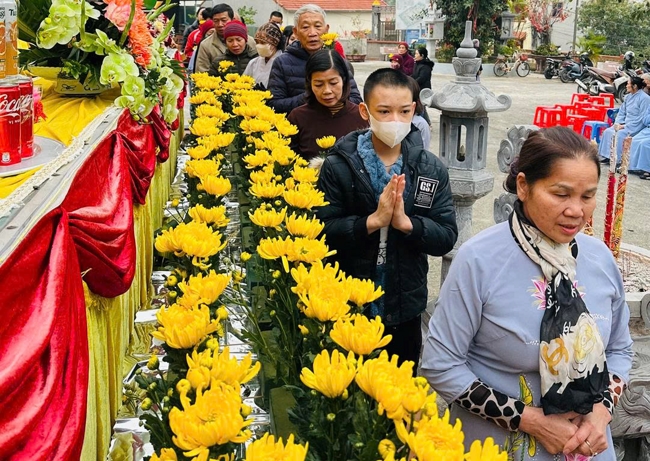 Chùa Tiêu Dao - Quảng Ninh: Buổi lễ kỷ niệm ngày đức Phật Thích Ca Mâu Ni thành đạo.