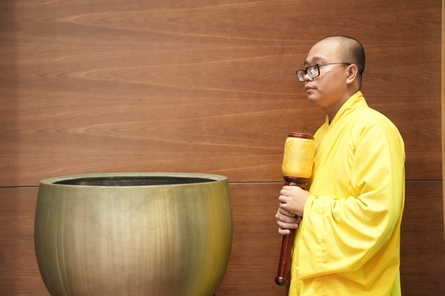 Khóa tu niệm Phật một ngày.