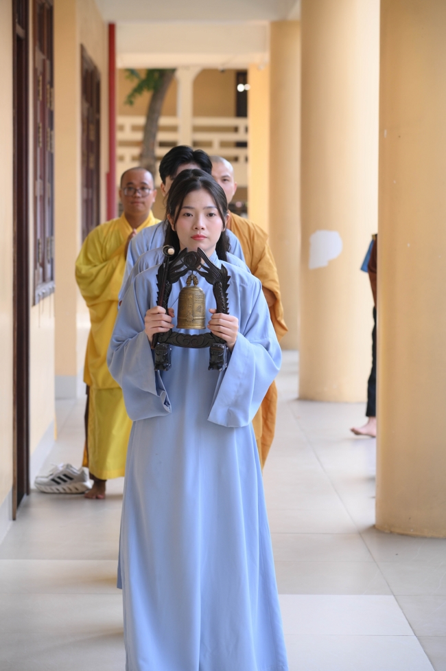 Khóa tu niệm Phật một ngày.