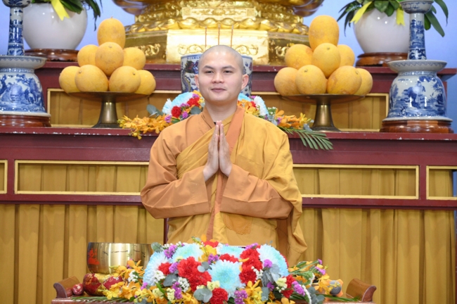 Khóa tu niệm Phật một ngày.