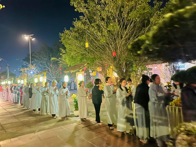 Chùa Đống Cao( Yên Pháp) - Thanh Hóa: Đại lễ kỷ niệm ngày Đức Phật Thích Ca Mâu Ni thành đạo năm Ất Tỵ.