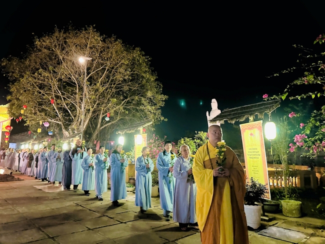 Chùa Đống Cao( Yên Pháp) - Thanh Hóa: Đại lễ kỷ niệm ngày Đức Phật Thích Ca Mâu Ni thành đạo năm Ất Tỵ.