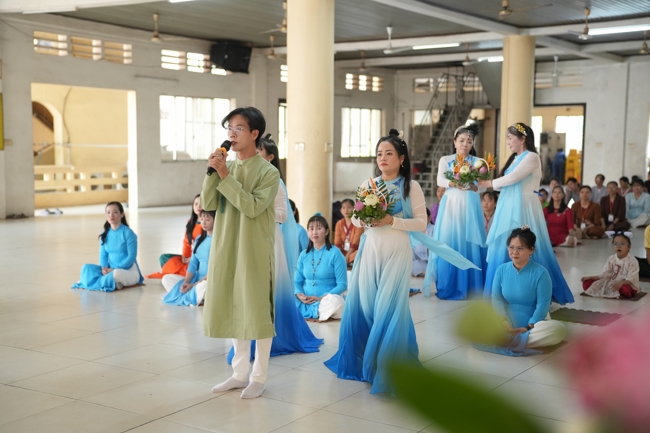 Lễ kỷ niệm 14 năm thành lập nhóm Hộ Pháp