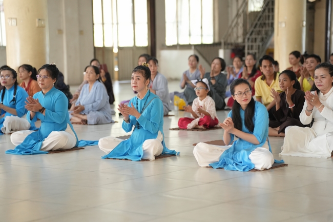 Lễ kỷ niệm 14 năm thành lập nhóm Hộ Pháp