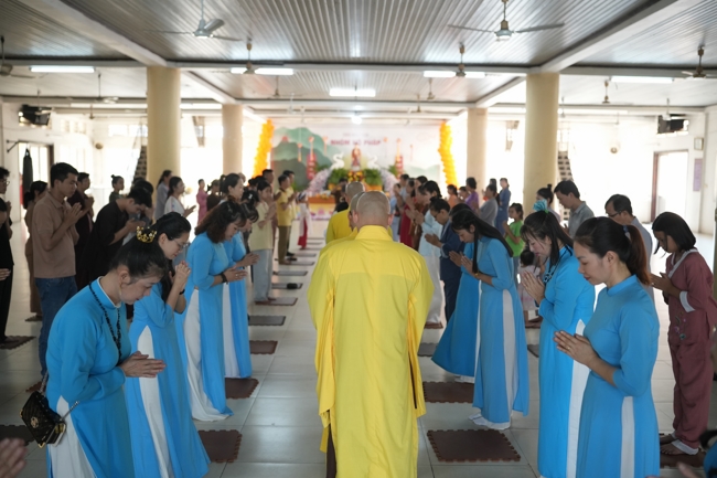 Lễ kỷ niệm 14 năm thành lập nhóm Hộ Pháp