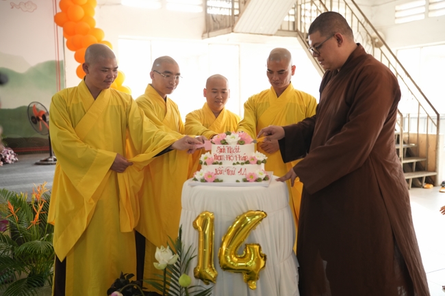 Lễ kỷ niệm 14 năm thành lập nhóm Hộ Pháp