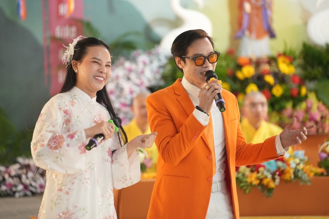 Lễ kỷ niệm 14 năm thành lập nhóm Hộ Pháp