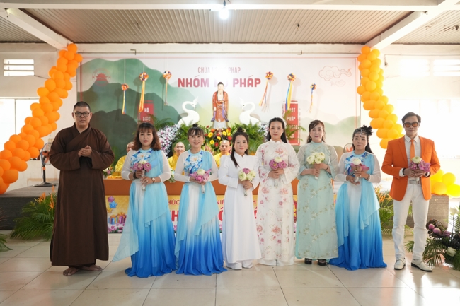 Lễ kỷ niệm 14 năm thành lập nhóm Hộ Pháp