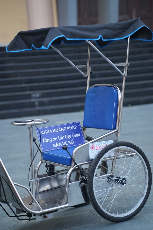 Chương trình từ thiện “Phương tiện nghĩa tình”.