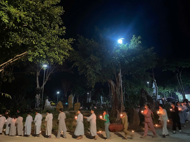 Chùa Suối Pháp - Tây Ninh: Lễ kỷ niệm mừng đức Phật Thích Ca Mâu Ni thành đạo