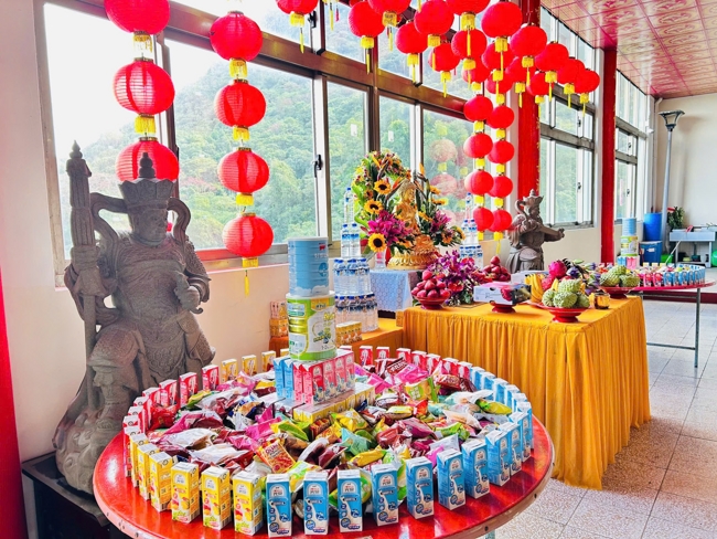 Chùa Linh Ẩn - Đài Loan: PHÁP HỘI KỶ NIỆM NGÀY ĐỨC PHẬT BỔN SƯ THÍCH CA MÂU NI THÀNH ĐẠO.