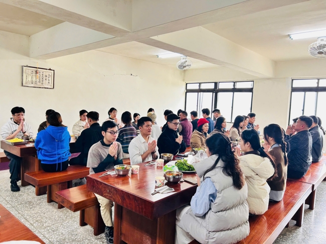 Chùa Linh Ẩn - Đài Loan: PHÁP HỘI KỶ NIỆM NGÀY ĐỨC PHẬT BỔN SƯ THÍCH CA MÂU NI THÀNH ĐẠO.