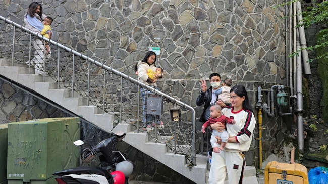 Chùa Linh Ẩn - Đài Loan: PHÁP HỘI KỶ NIỆM NGÀY ĐỨC PHẬT BỔN SƯ THÍCH CA MÂU NI THÀNH ĐẠO.