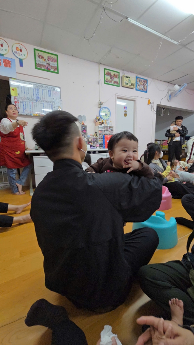 Chùa Linh Ẩn - Đài Loan: PHÁP HỘI KỶ NIỆM NGÀY ĐỨC PHẬT BỔN SƯ THÍCH CA MÂU NI THÀNH ĐẠO.