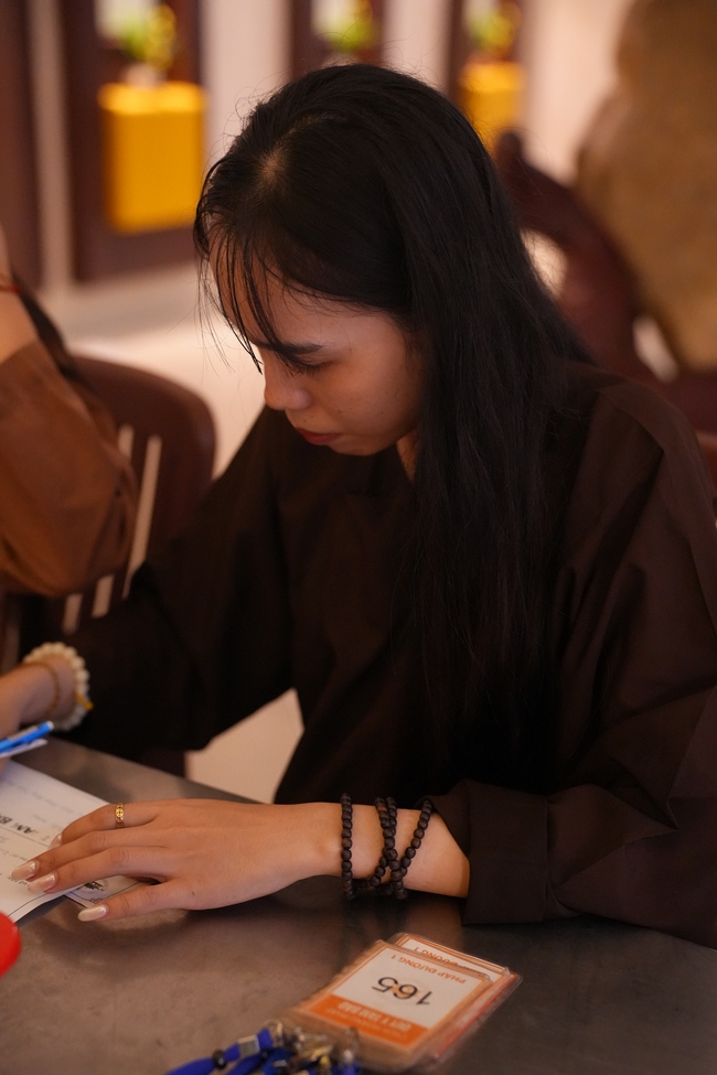 The 4th Three-Jewel Refuge Ceremony of 2026 – Hoang Phap Pagoda.