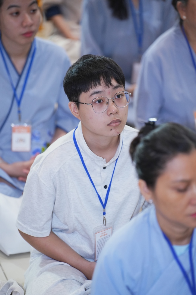 The 4th Three-Jewel Refuge Ceremony of 2026 – Hoang Phap Pagoda.