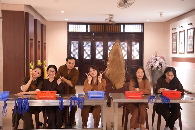 The 4th Three-Jewel Refuge Ceremony of 2026 – Hoang Phap Pagoda.