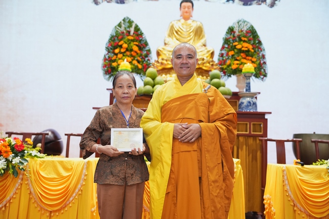 The 4th Three-Jewel Refuge Ceremony of 2026 – Hoang Phap Pagoda.