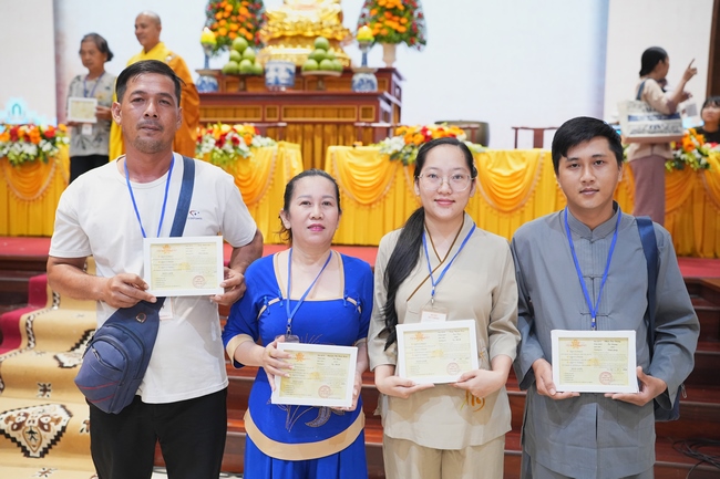 The 4th Three-Jewel Refuge Ceremony of 2026 – Hoang Phap Pagoda.