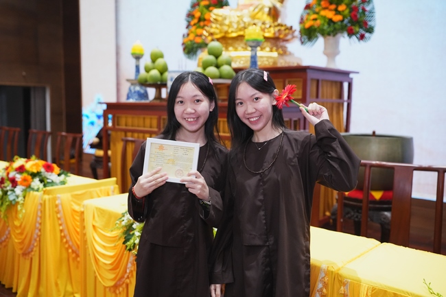 The 4th Three-Jewel Refuge Ceremony of 2026 – Hoang Phap Pagoda.