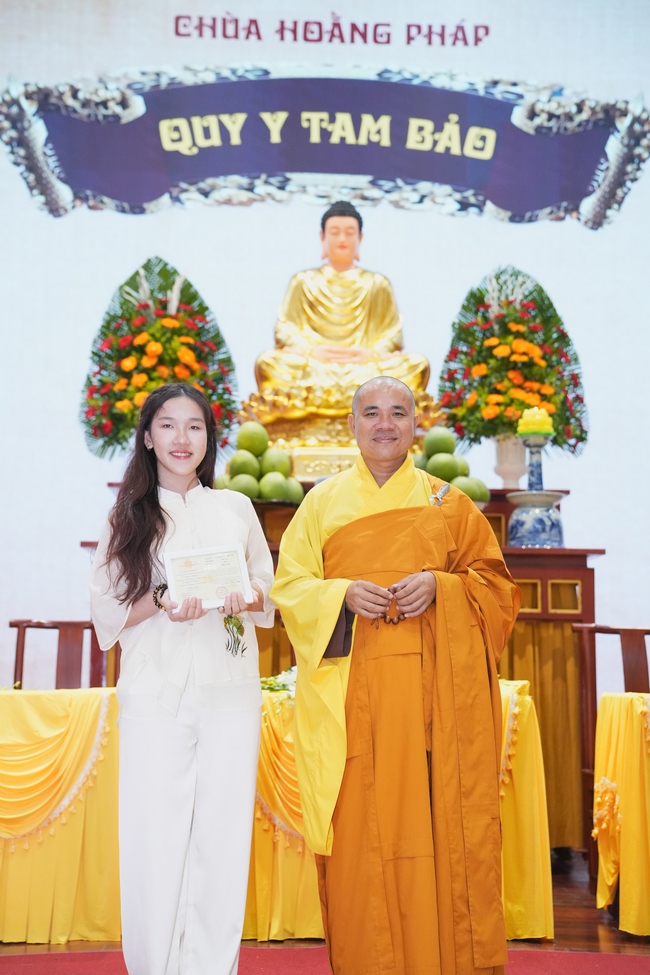 The 4th Three-Jewel Refuge Ceremony of 2026 – Hoang Phap Pagoda.