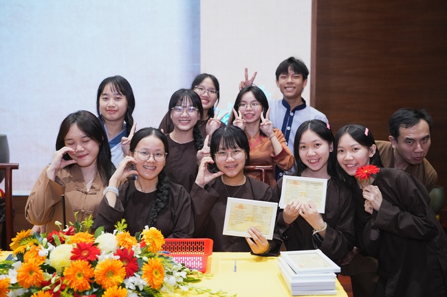 The 4th Three-Jewel Refuge Ceremony of 2026 – Hoang Phap Pagoda.