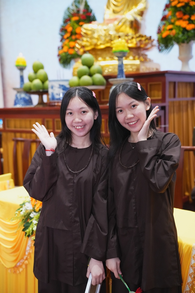The 4th Three-Jewel Refuge Ceremony of 2026 – Hoang Phap Pagoda.