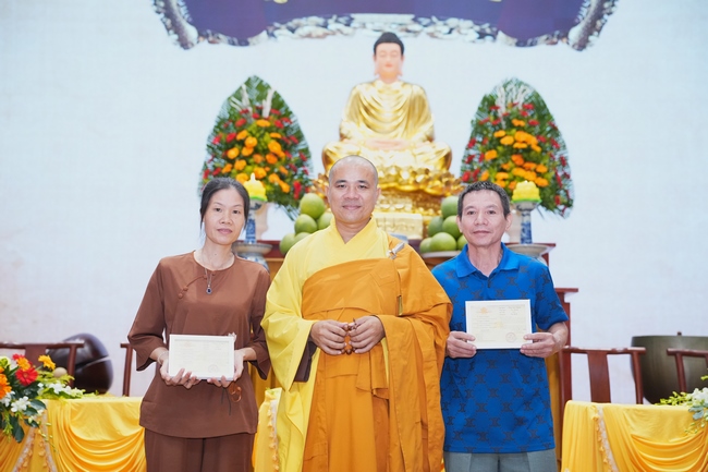 The 4th Three-Jewel Refuge Ceremony of 2026 – Hoang Phap Pagoda.