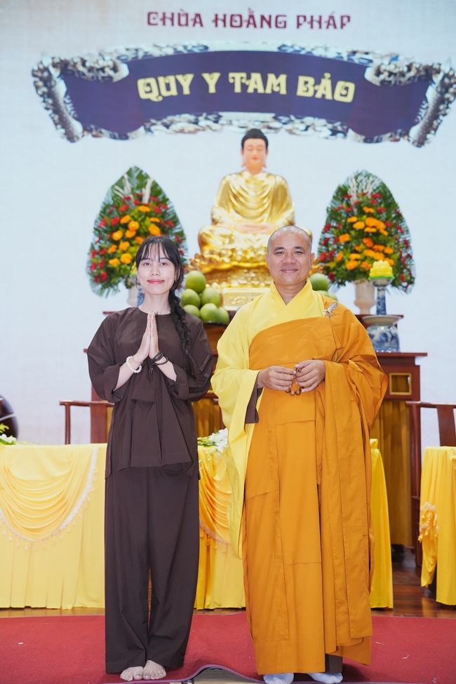 The 4th Three-Jewel Refuge Ceremony of 2026 – Hoang Phap Pagoda.