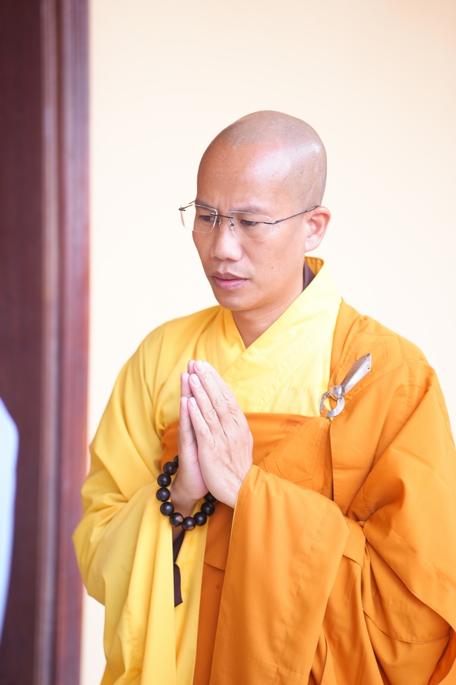 The 4th Three-Jewel Refuge Ceremony of 2026 – Hoang Phap Pagoda.