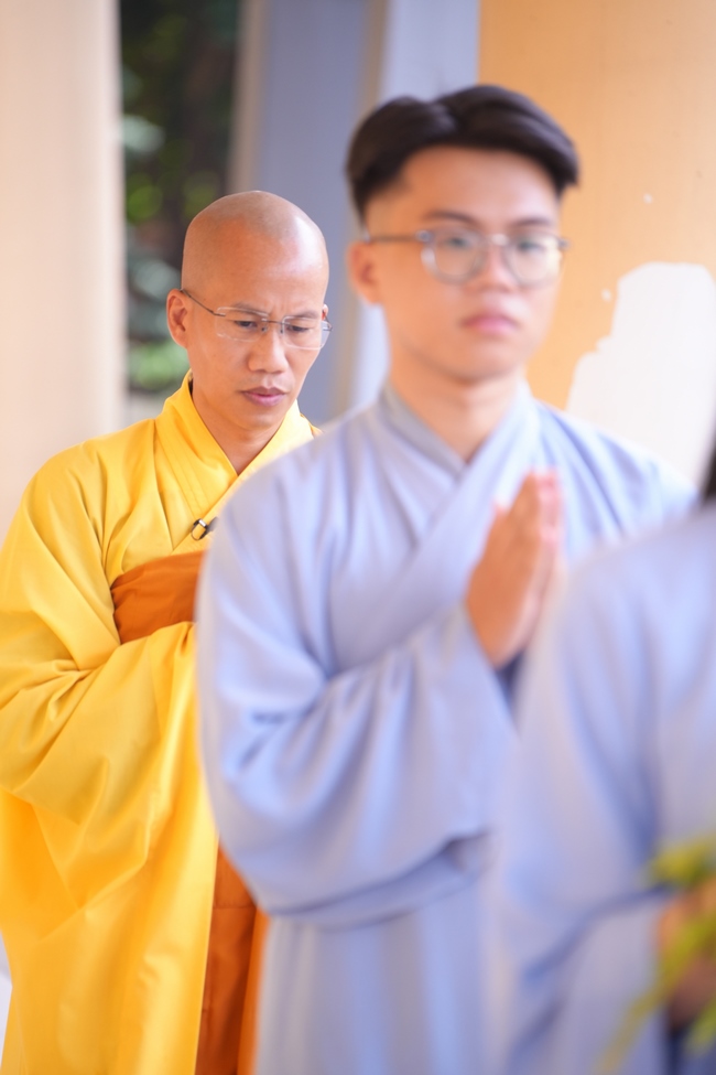 The 4th Three-Jewel Refuge Ceremony of 2026 – Hoang Phap Pagoda.