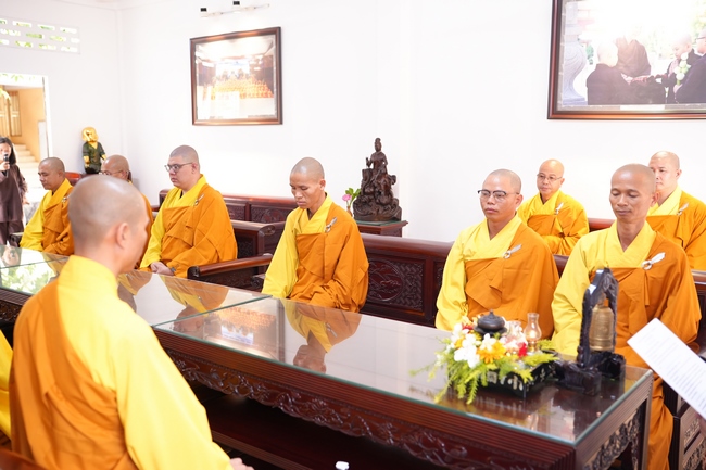 The 4th Three-Jewel Refuge Ceremony of 2026 – Hoang Phap Pagoda.