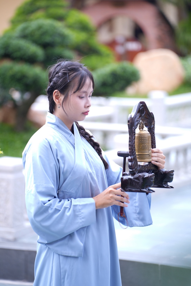 The 4th Three-Jewel Refuge Ceremony of 2026 – Hoang Phap Pagoda.