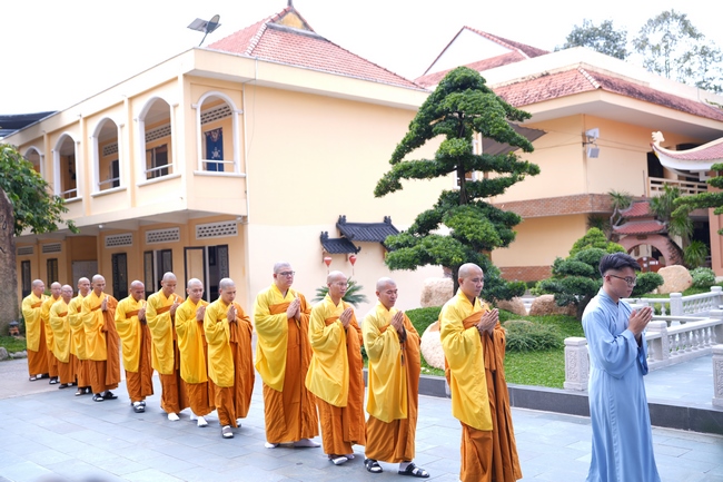 The 4th Three-Jewel Refuge Ceremony of 2026 – Hoang Phap Pagoda.
