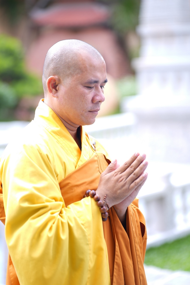 The 4th Three-Jewel Refuge Ceremony of 2026 – Hoang Phap Pagoda.