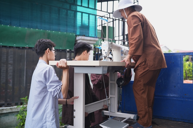 Chương trình từ thiện “Phương tiện nghĩa tình”.