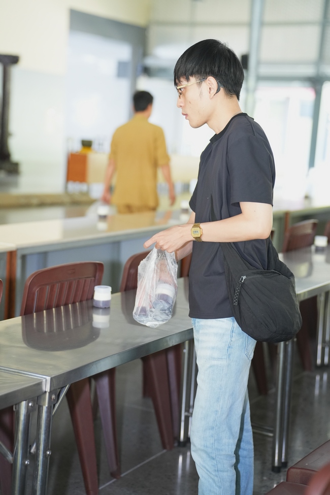 Gia đình Phật tử Diệu Thọ, Đồng Thì phát tâm cúng dường 700 phần sữa chua nếp cẩm và sữa hạt sen đến Học viện Phật giáo Việt Nam tại TP. Hồ Chí Minh (cơ sở 2, xã Bình Lợi) và chùa Thanh Tâm.