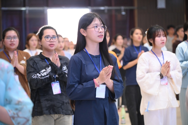 Khóa tu sinh viên “Hướng Về Phật Pháp”.