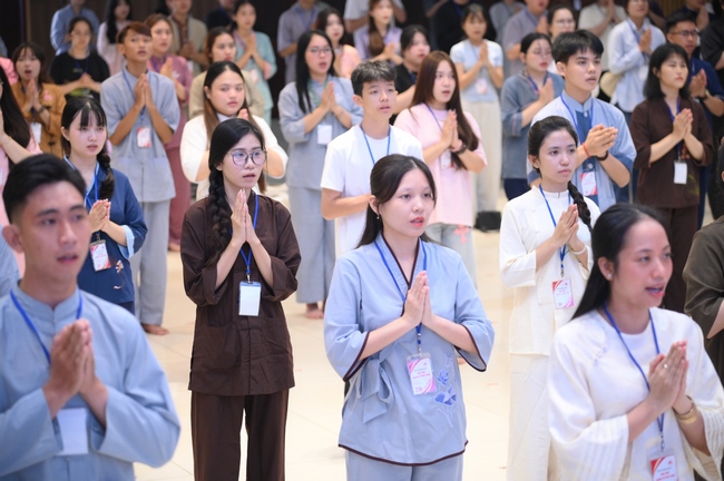 Khóa tu sinh viên “Hướng Về Phật Pháp”.