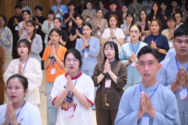 Khóa tu sinh viên “Hướng Về Phật Pháp”.