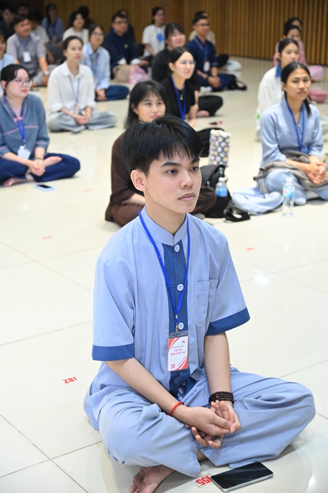 Khóa tu sinh viên “Hướng Về Phật Pháp”.