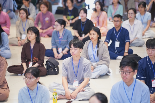 Khóa tu sinh viên “Hướng Về Phật Pháp”.