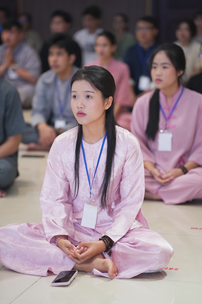 Khóa tu sinh viên “Hướng Về Phật Pháp”.