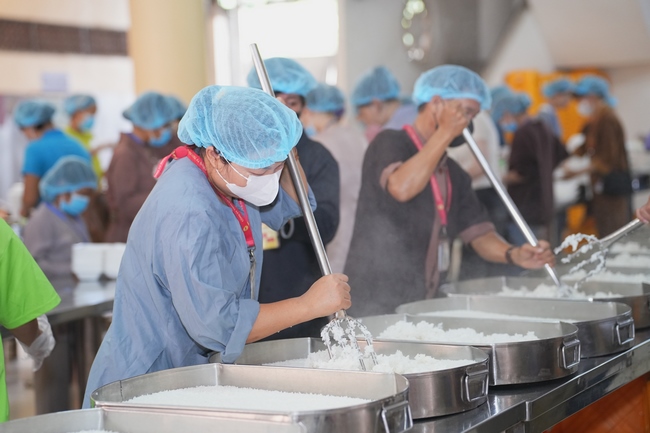 Khóa tu sinh viên “Hướng Về Phật Pháp”.
