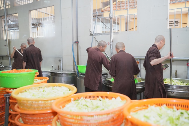 Khóa tu sinh viên “Hướng Về Phật Pháp”.