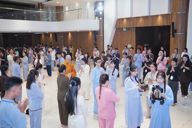 Khóa tu sinh viên “Hướng Về Phật Pháp”.