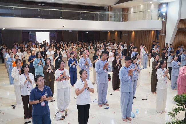 Khóa tu sinh viên “Hướng Về Phật Pháp”.