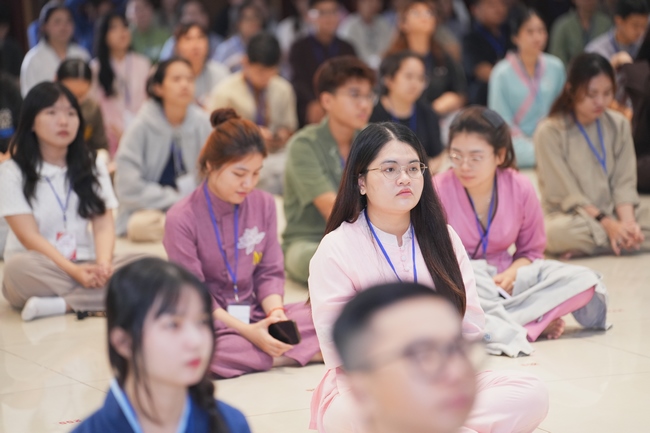 Khóa tu sinh viên “Hướng Về Phật Pháp”.