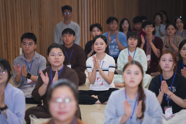 Khóa tu sinh viên “Hướng Về Phật Pháp”.